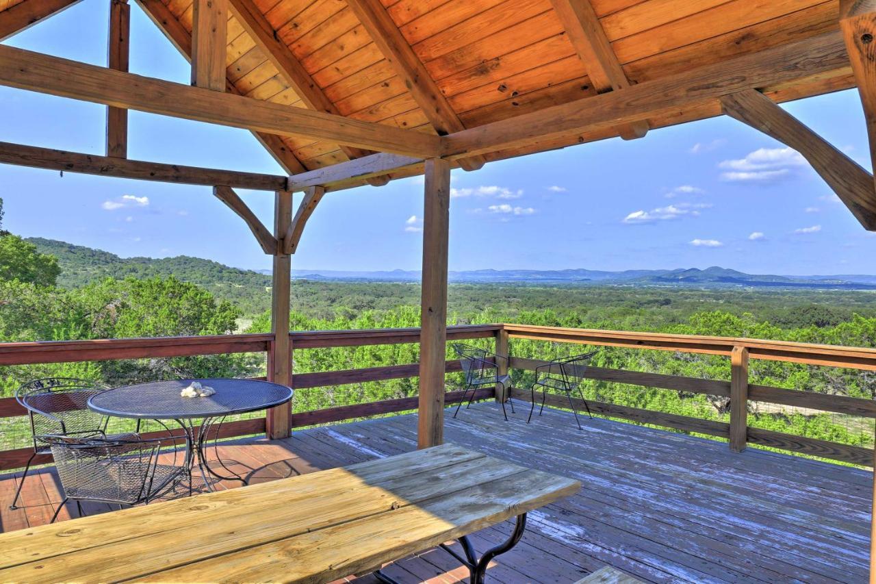 Quiet Utopia Cabin With Deck And Mountain Views! المظهر الخارجي الصورة
