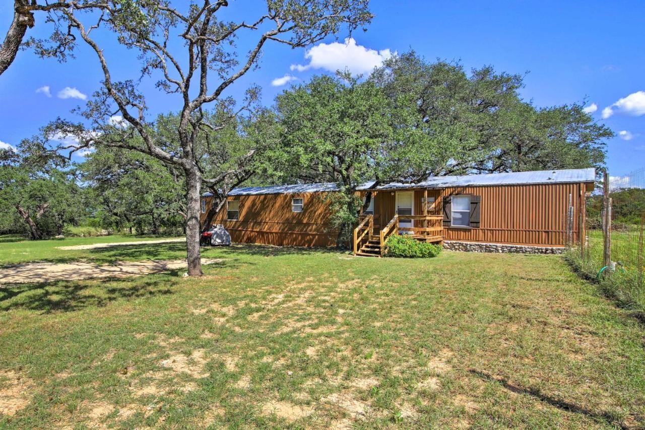 Quiet Utopia Cabin With Deck And Mountain Views! المظهر الخارجي الصورة